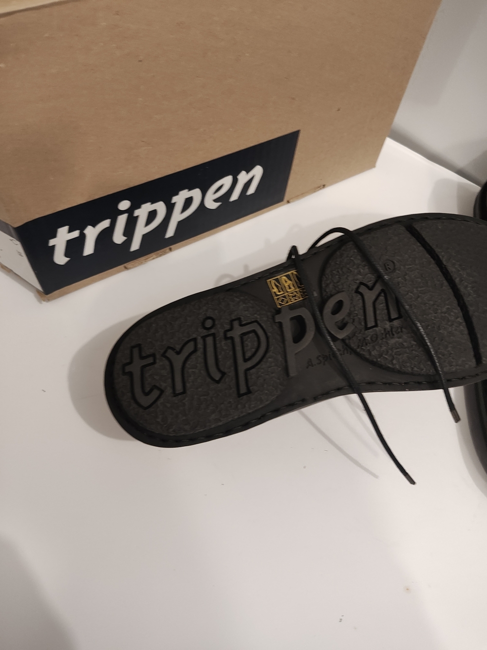 Women's Trippen Black Chukka Boots - Classic Lace-Up Comfort 39 - Picture 14 of 15